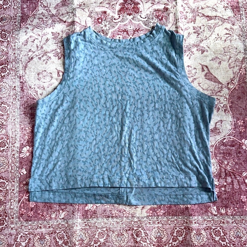 All in Motion Blue Patterned Muscle Tee, Cropped Fit, XL
